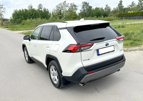 Toyota RAV4 cena 159999 przebieg: 6800, rok produkcji 2020 z Tomaszów Lubelski małe 154